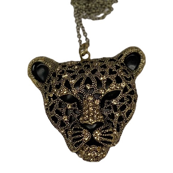 Cheetah head pendant necklace black details with gold rhinestones on gold chain - Picture 1 of 11